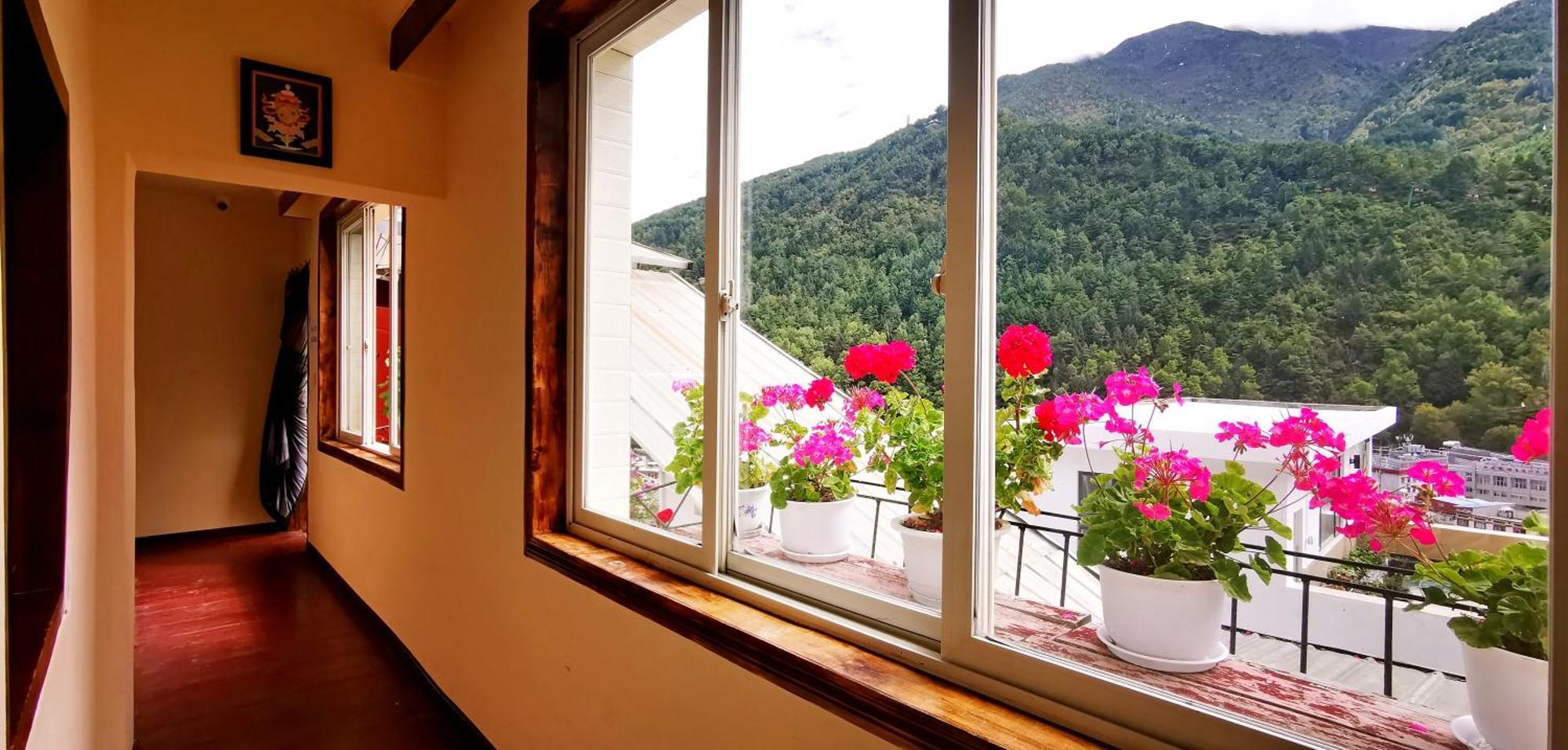 Kangding Guozhuang Nan Wu Hao Boutique Inn מראה חיצוני תמונה