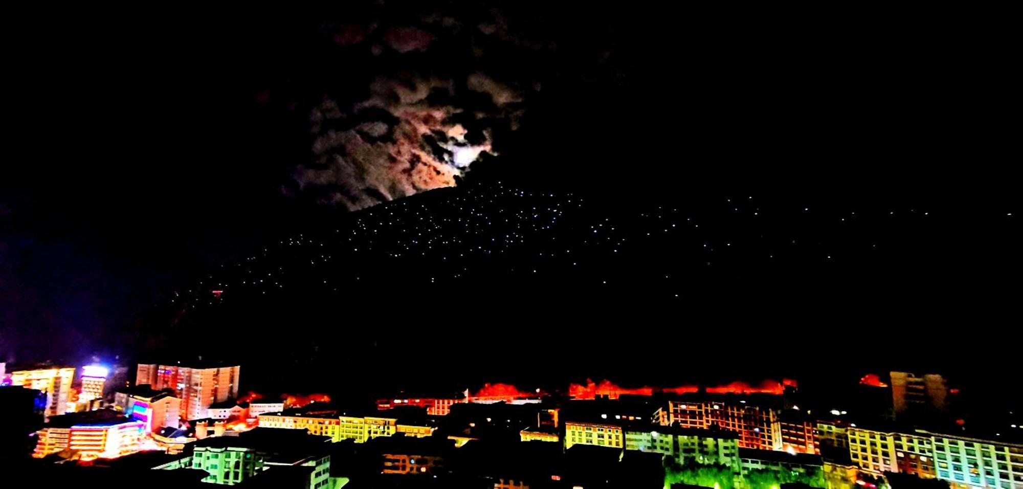 Kangding Guozhuang Nan Wu Hao Boutique Inn מראה חיצוני תמונה