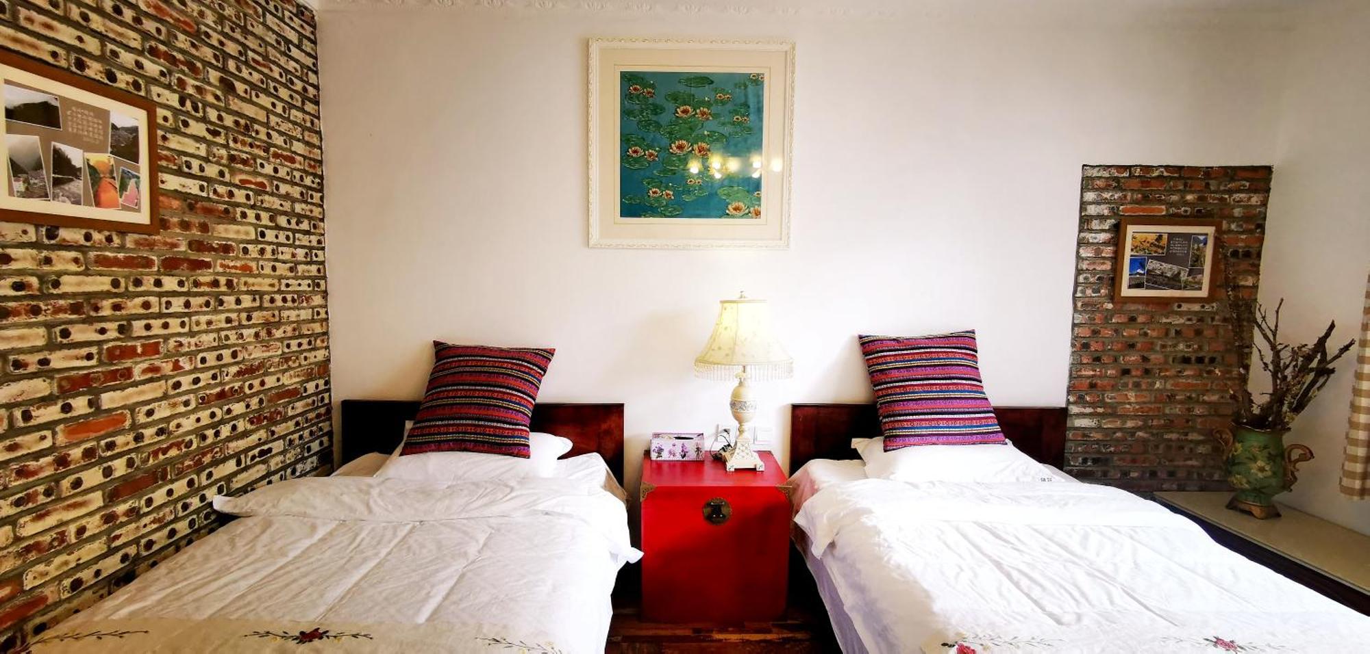 Kangding Guozhuang Nan Wu Hao Boutique Inn מראה חיצוני תמונה