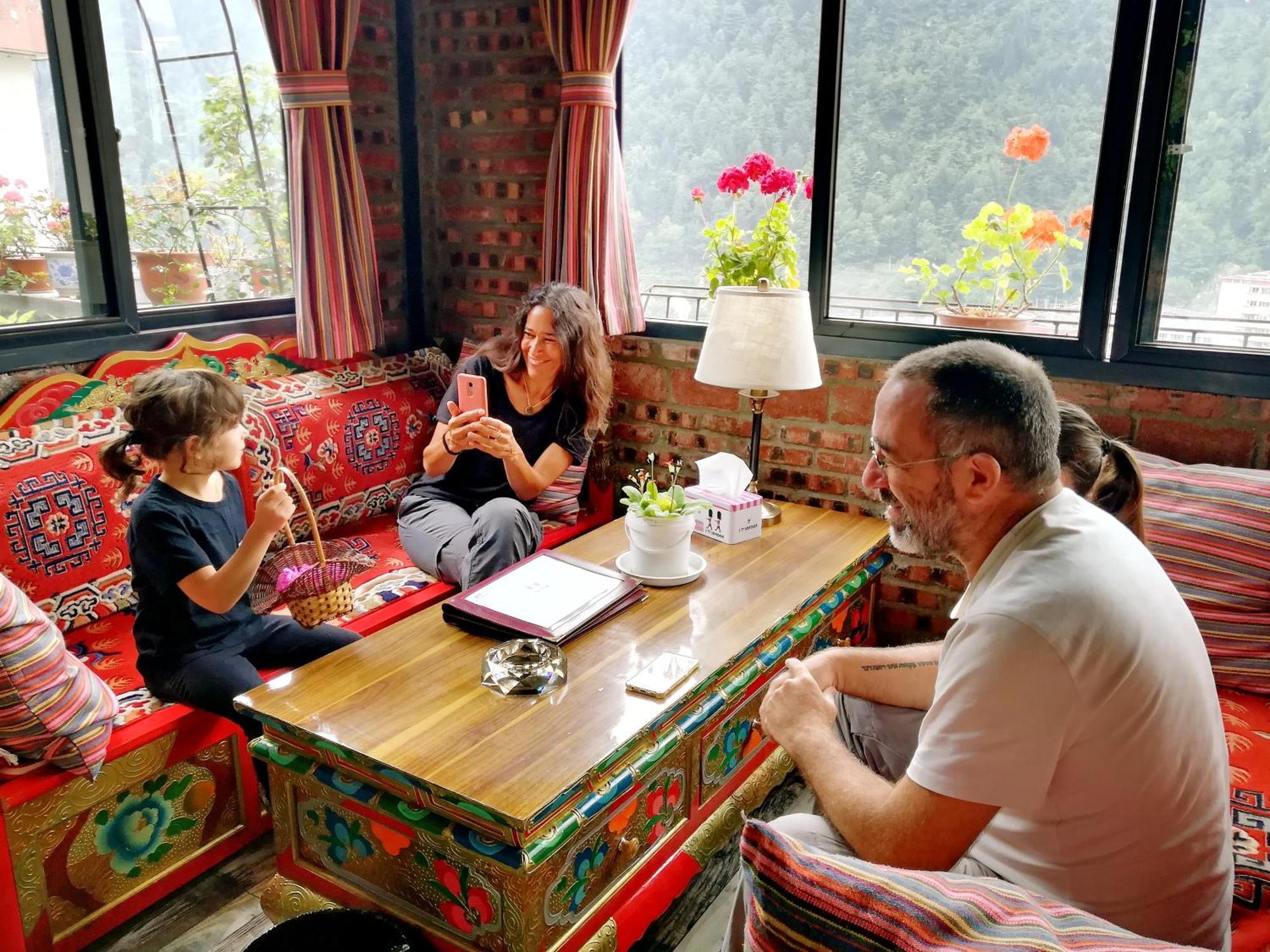 Kangding Guozhuang Nan Wu Hao Boutique Inn מראה חיצוני תמונה